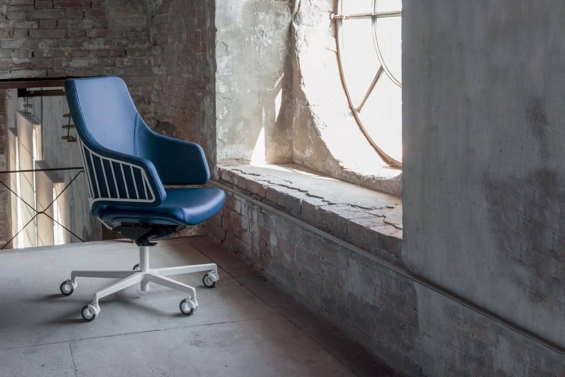 Italia Executive Armchair