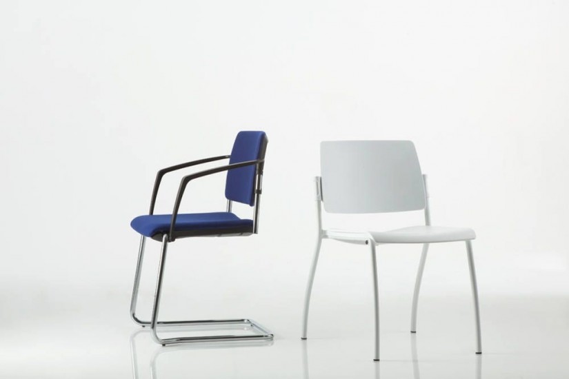 Essenziale Chair