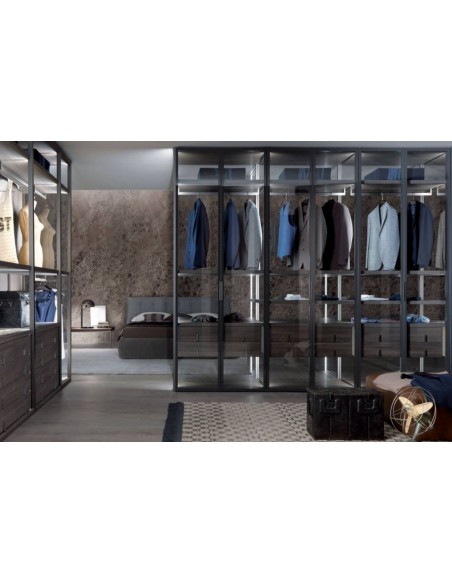 Palo Alto Walk-in-closet