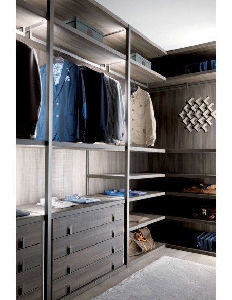 Palo Alto Walk-in-closet