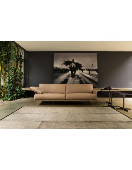 Nilson Sofa