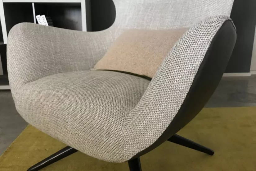 Mad Joker Armchair (Expo Offer)