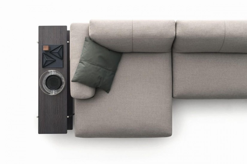 Nevyll Sofa