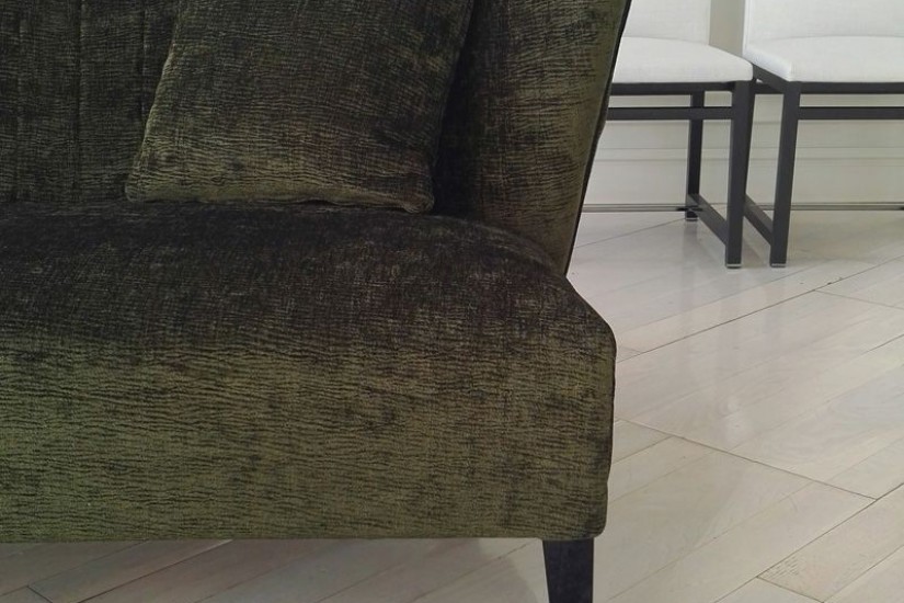 Milady Loveseat (Expo Offer)