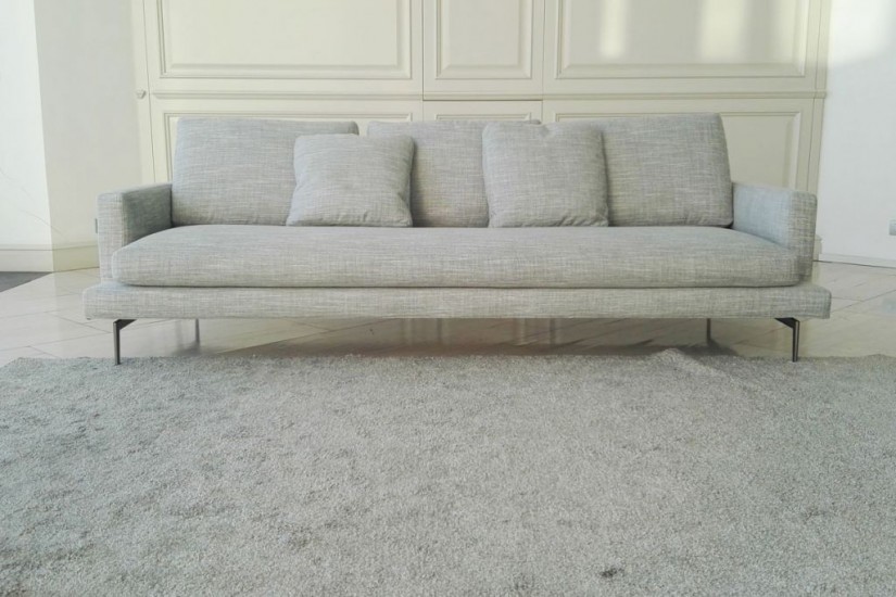 Larsen Sofa (Expo Offer)