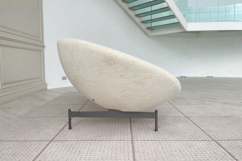 Eda-Mame Sofa (Expo Offer)