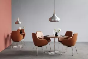 Little Giraffe Chair 2