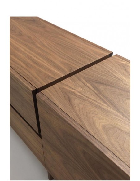 Aki Sideboard