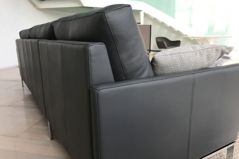Cara Sofa (Expo Offer)