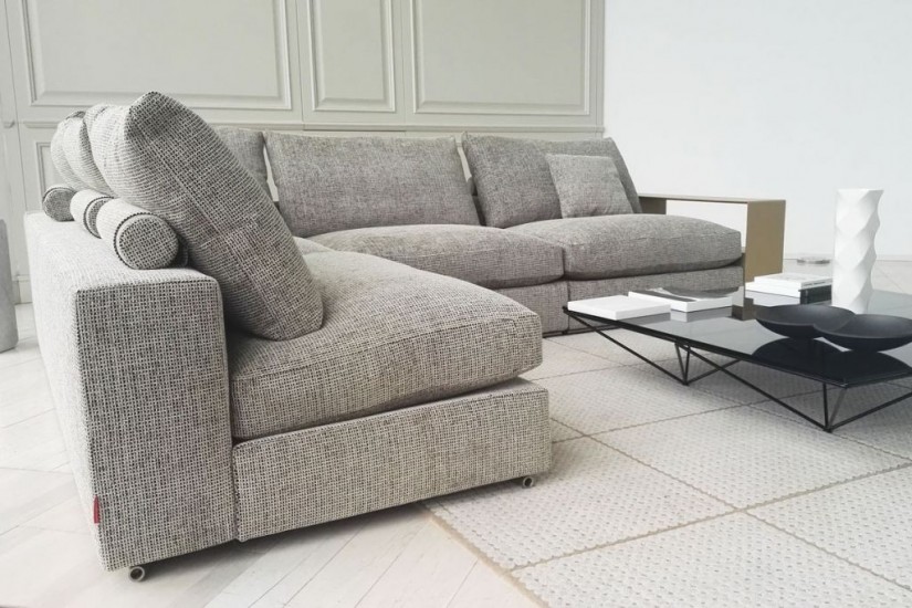 Groundpiece Sofa (Expo Offer)