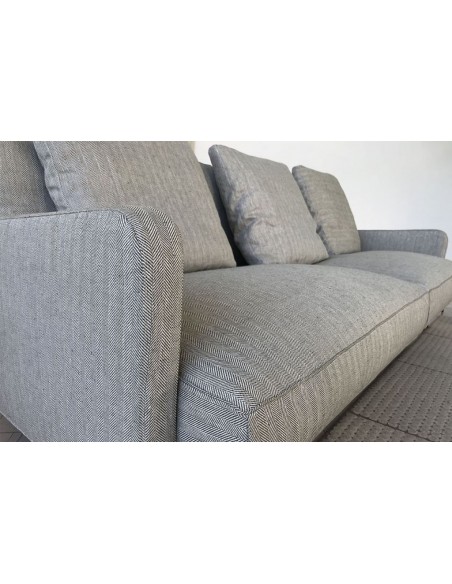 Dumas Sofa (Expo Offer)