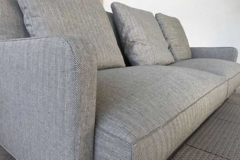 Dumas Sofa (Expo Offer)
