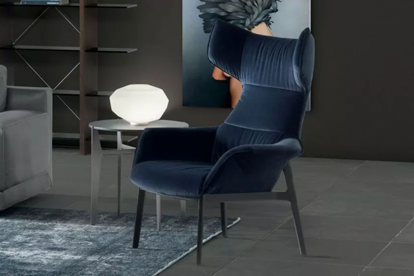 Aura Armchair
