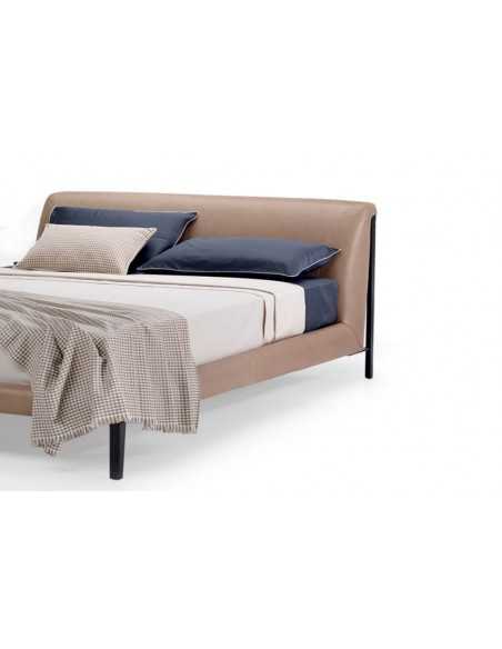 Diamante Bed