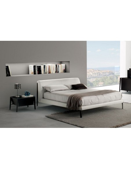 Diamante Bed