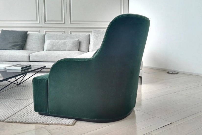 Liu Skin Armchair (Expo Offer)