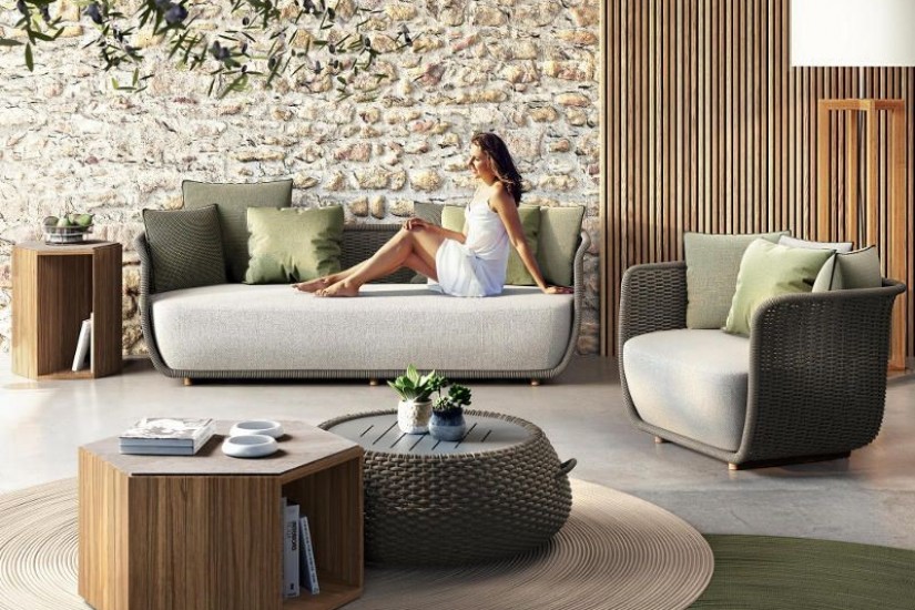 Bellagio Outdoor Sofa