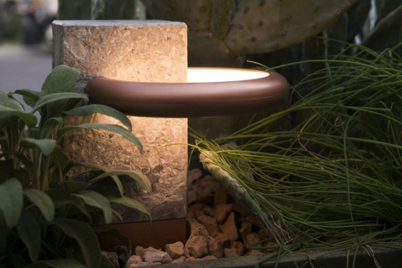 Lampada da Terra Angolo