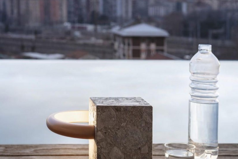 Lampada da Terra Angolo