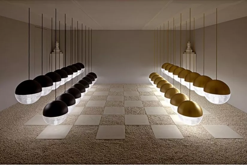 Lens Flair Suspension Lamp