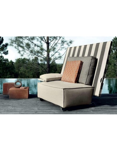 Oh, it rains! Outdoor Armchair