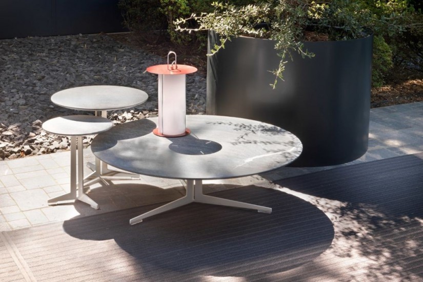 Fly Outdoor Coffee Table