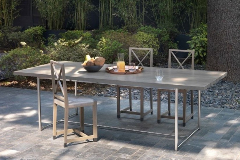Levante Outdoor Table