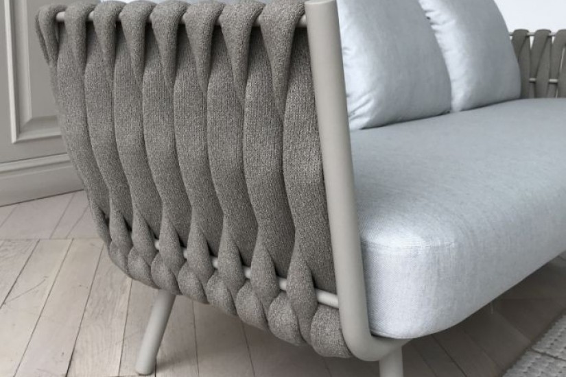 Tosca Outdoor Sofa (Expo Offer)