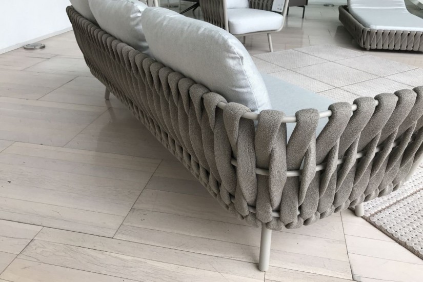 Tosca Outdoor Sofa (Expo Offer)