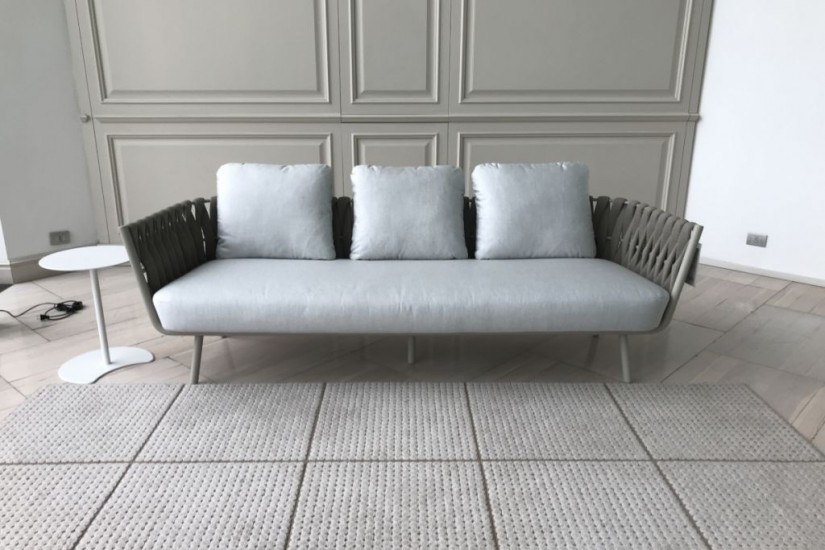 Tosca Outdoor Sofa (Expo Offer)