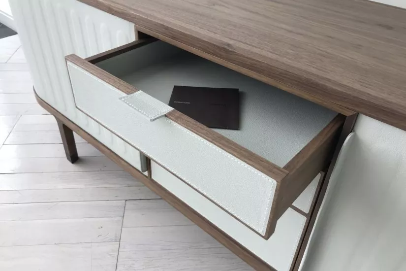 Dia Cabinet (Expo Offer)