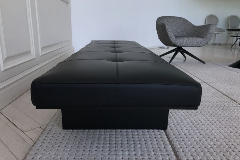 Track Bench (Expo Offer)