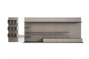 Break Walk-In Closet