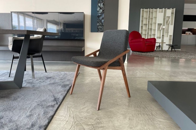 Lolita Chair (Expo Offer)