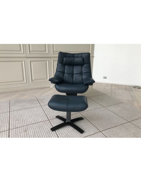 Quilted King Armchair (Expo Offer)