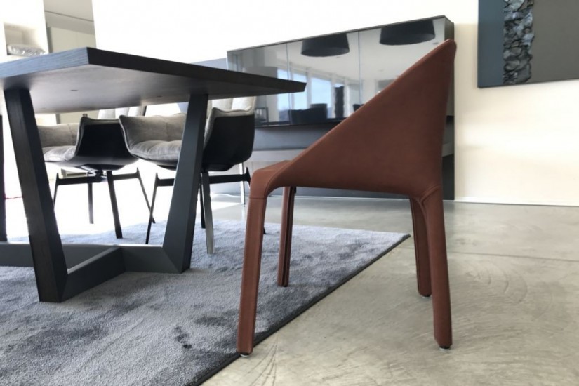 Manta Chair (Expo Offer)