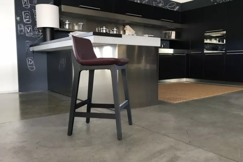 Ventura Stool (Expo Offer)