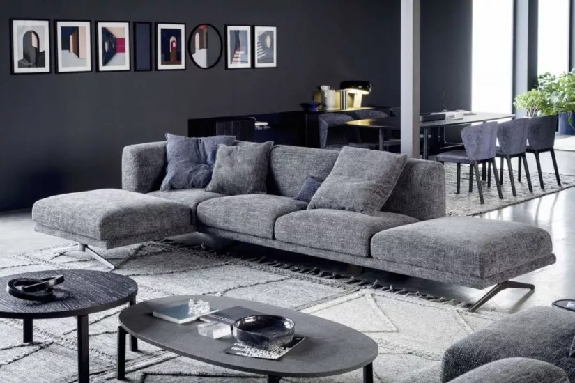Moa Sofa