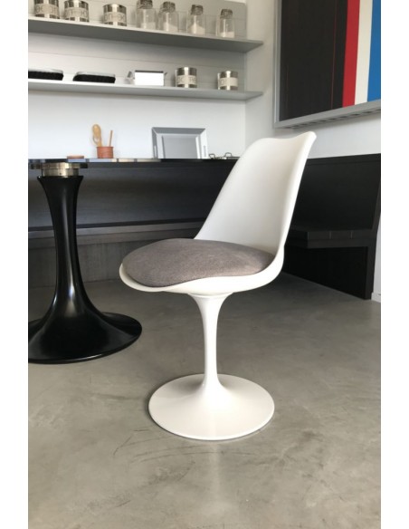 Tulip Chair (Expo Offer)