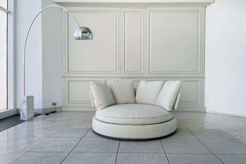 Amoenus Soft Swivel Sofa (Expo Offer)