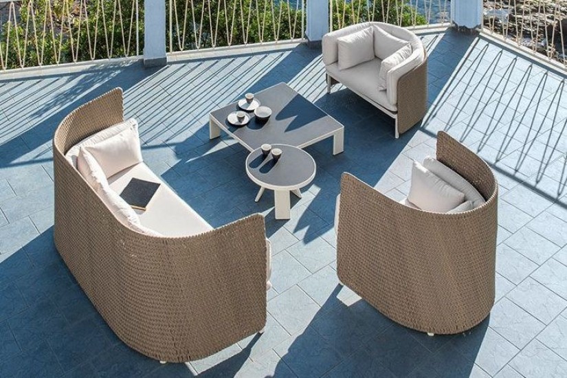 Esedra Outdoor Sofa