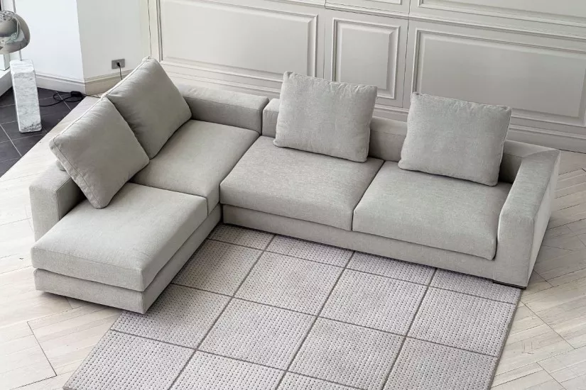 Ananta Class Sofa (Expo Offer)