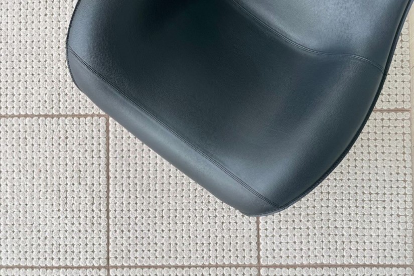 Mart Swivel Armchair (Expo Offer)