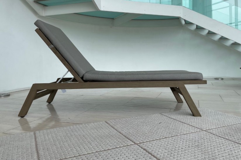 Costes Outdoor Sunbed (Expo Offer)