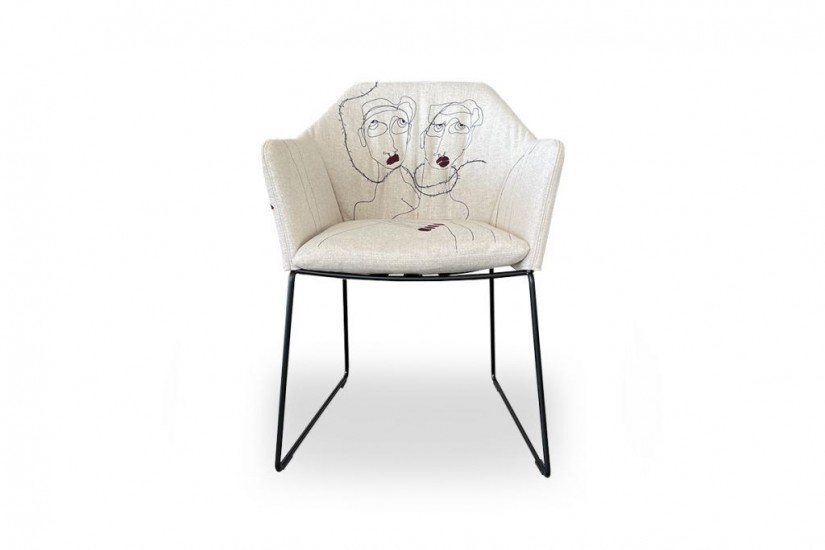 Chaise New York par Marras avec accoudoirs (Offre Expo)