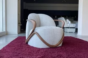 Hug Armchair (Expo Offer) 2