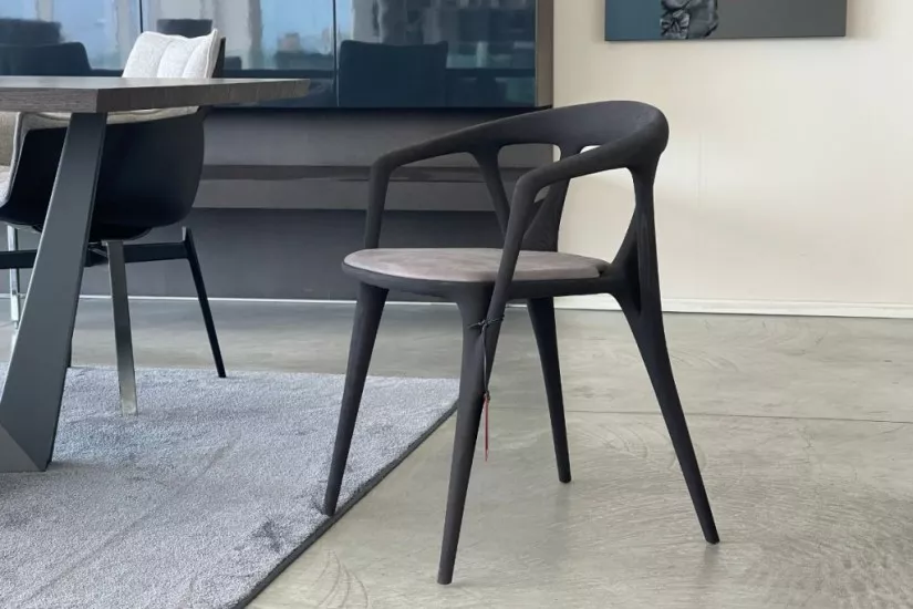 Savanna Chair (Expo Offer)