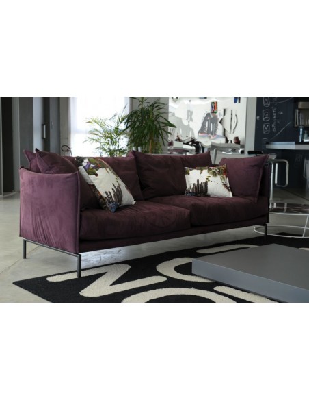Gentry Sofa (Expo Offer)