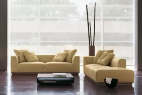 Gordon Sofa 2