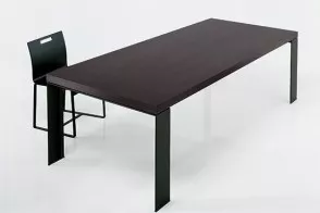 Vittorio Table